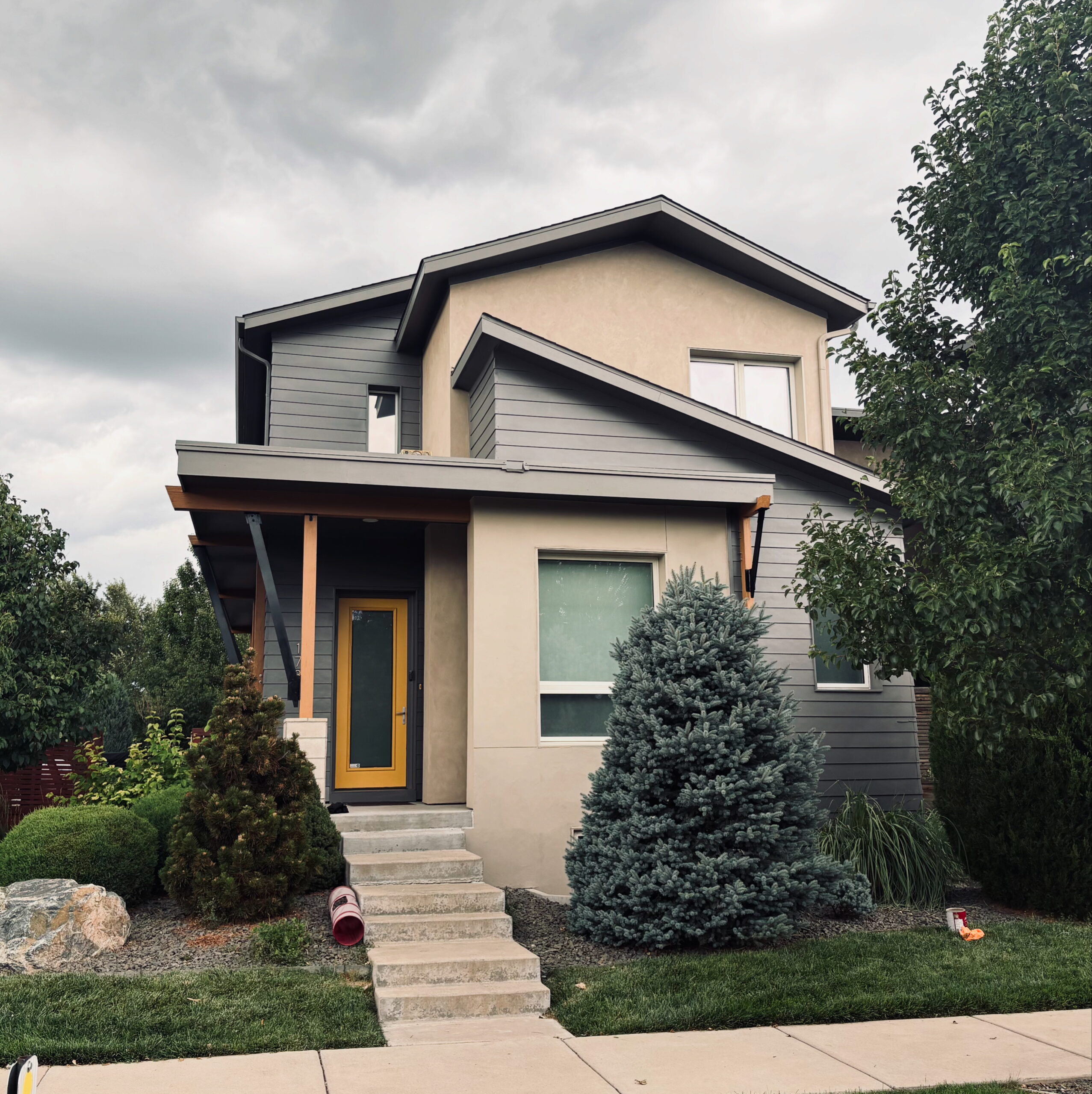 Exterior Paint & Siding Refresh